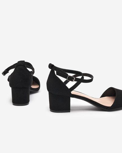 Schwarze Damensandalen auf Pfosten Crisco - Schuhe