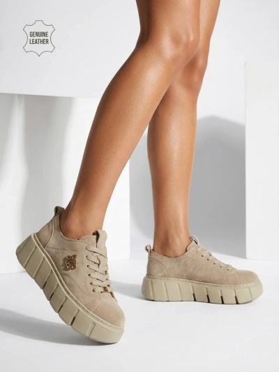 Sportliche Damen-Sneakers aus Naturleder Renos