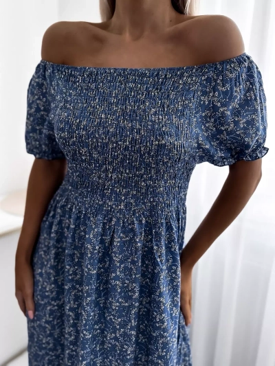 Blaues Midikleid mit Blumenmuster - Kleidung