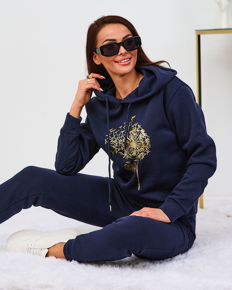 Royalfashion Schwarzer isolierter Damen-Trainingsanzug mit Golddruck