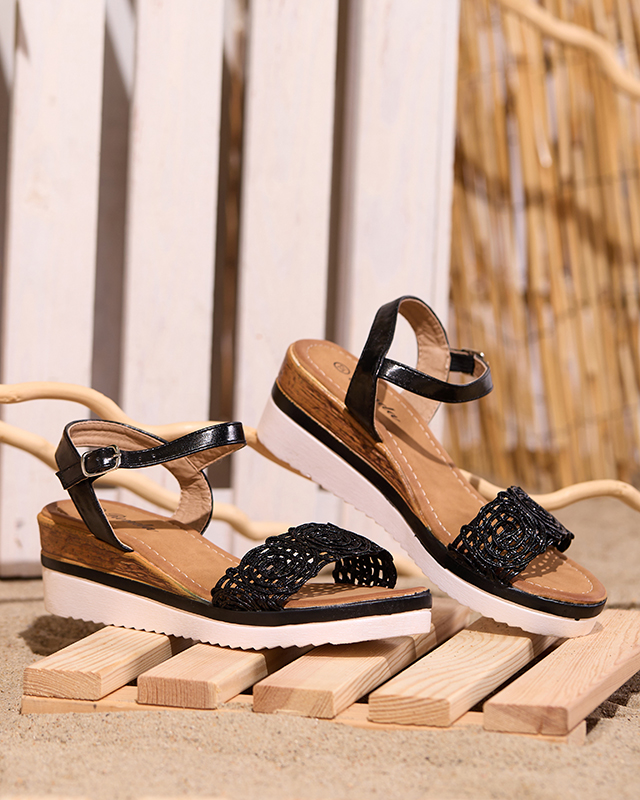 Schwarze Damensandalen auf dem durchbrochenen Keil Jofasa - Schuhe