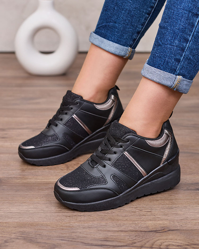 Royalfashion Beige und braune Damen-Sport-Sneakers auf Plateaus Lacyrllia