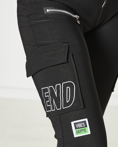 Damen-Kampfhose mit Schriftzug in Schwarz- Kleidung