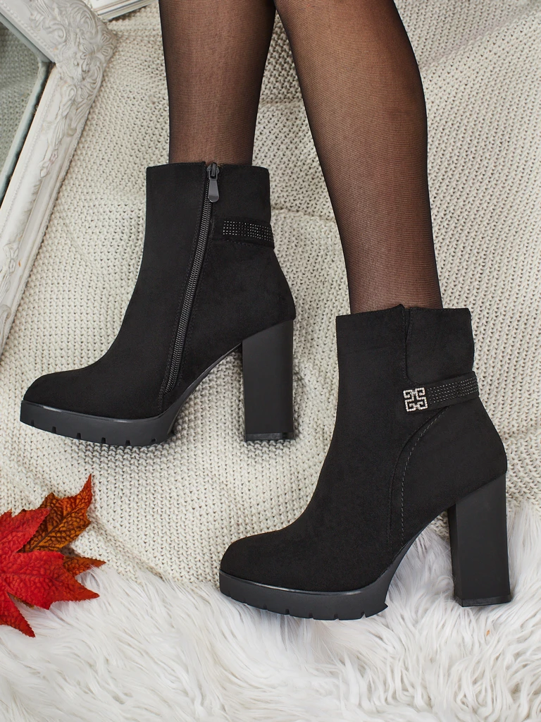 Damen Stiefeletten Öko-Wildleder mit Blockabsatz Zavrina