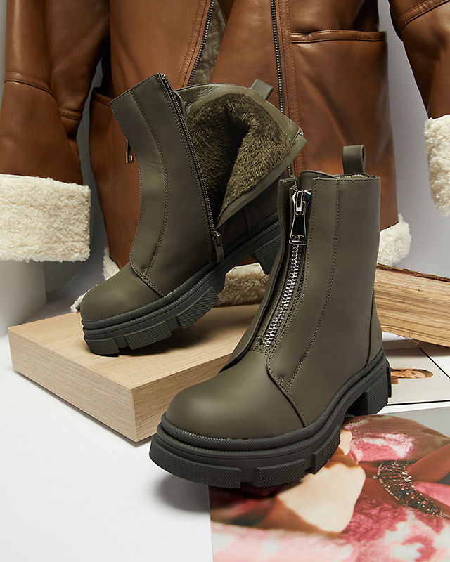 Isolierte dunkelgrüne hohe Damenstiefel Slovys- Footwear