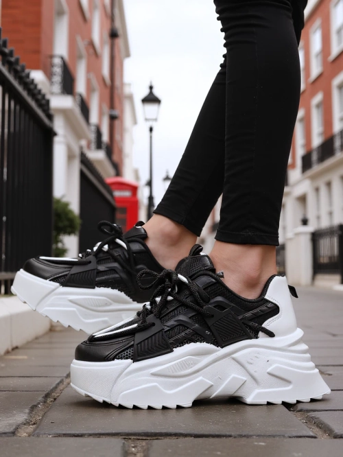 Royalfashion Жіночі спортивні кросівки Miefo