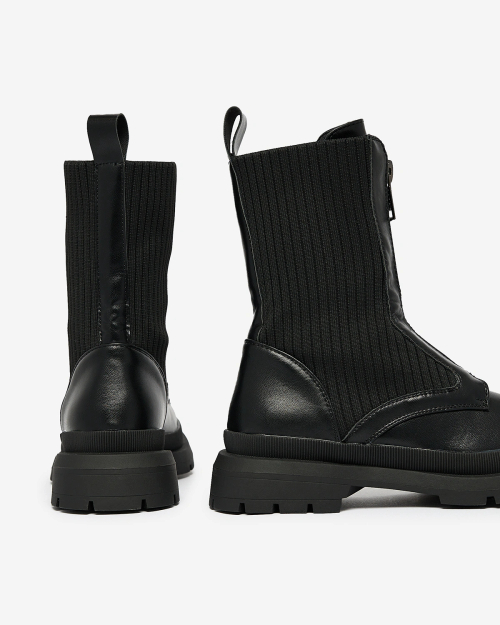 Жіночі черевики Royalfashion на плоскому каблуці чорного кольору Teviuse