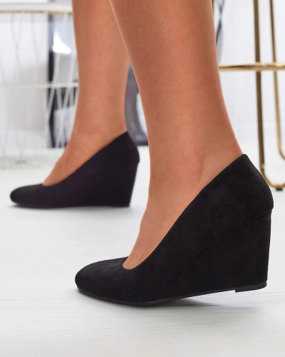 Klassische Damen Pumps aus Öko-Wildleder in schwarzer Farbe Jiwitis - Schuhe