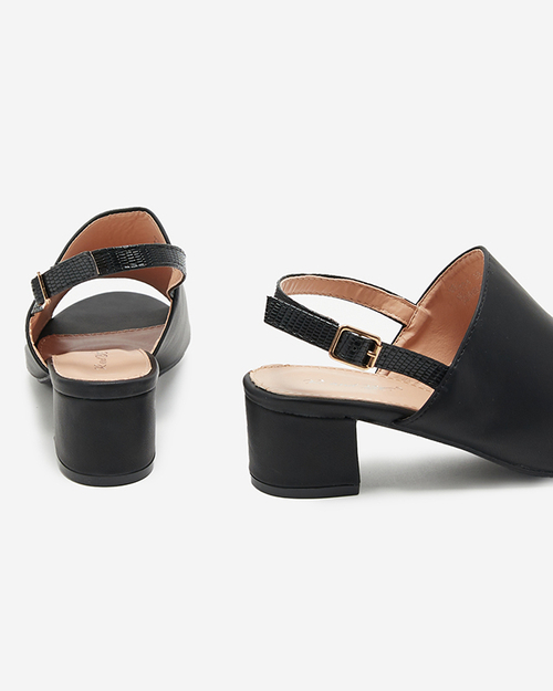 Чорні жіночі босоніжки на низькому стовпі Chonu - Взуття