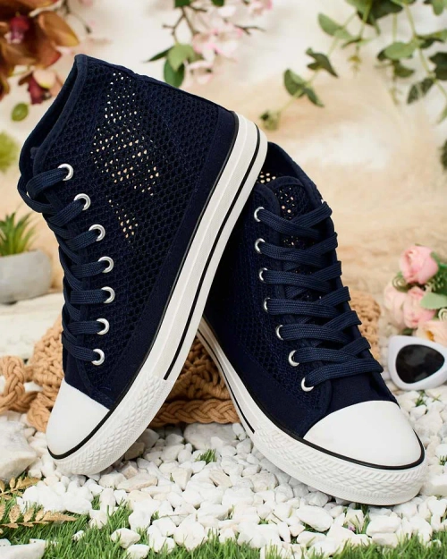 Жіночі ажурні кросівки Royalfashion Nizzef