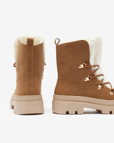 Royalfashion Damen isolierte Trapperstiefel mit Schafsfell in der Farbe camel Lery Walk