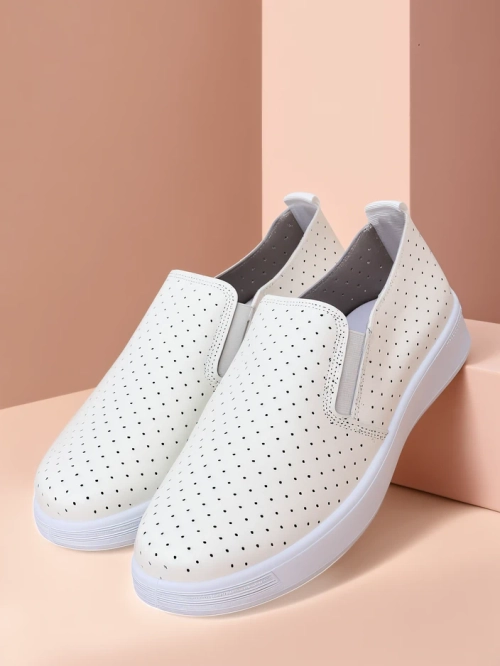 Royalfashion Жіночі перфоровані спортивні черевики Musio