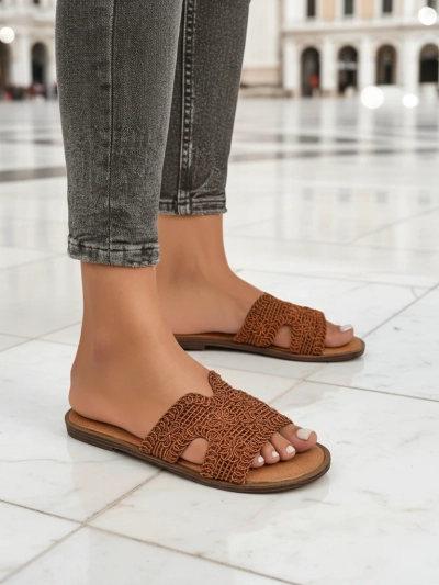 Rpyalfashion Damen Pantoletten mit Zierriemen Braida