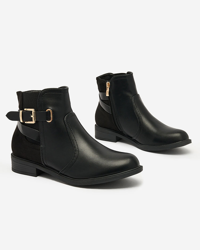 Royalfashion Schwarzer Damenstiefel a'la sztyblety mit Schnalle Ifeloper