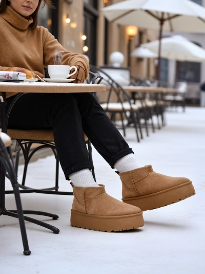 Royalfashion Damen Plateau-Schneestiefel a'la Dagodo