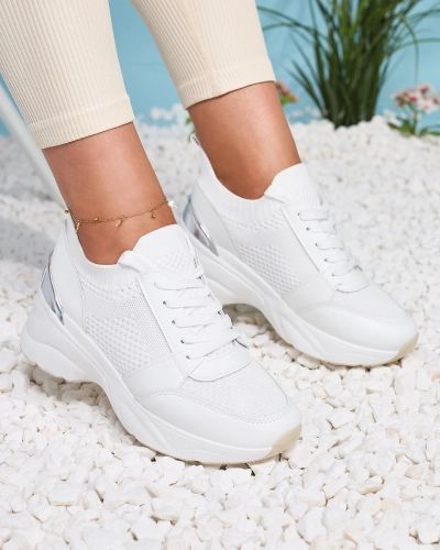 Weiße Damen-Sneaker-Sportschuhe auf einem Absatz Ezetta- Footwear