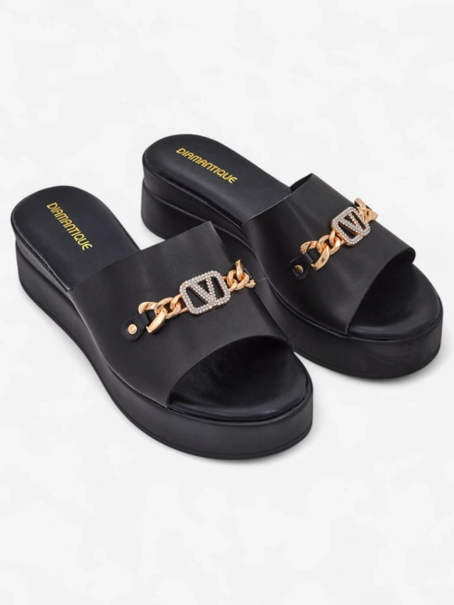 Royalfashion Жіночі босоніжки на танкетці Dalimma