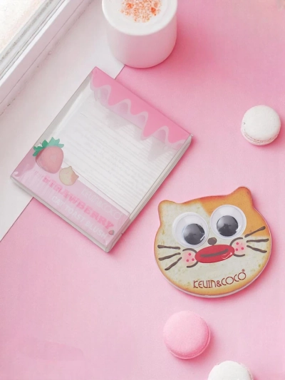 Kevin&Coco Cat Toast Blush Puder-Rouge Erdbeere