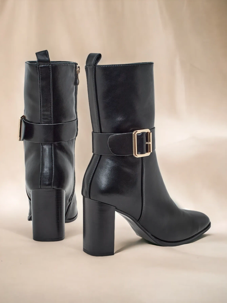 Royalfashion Damen Stiefeletten on a post Amior