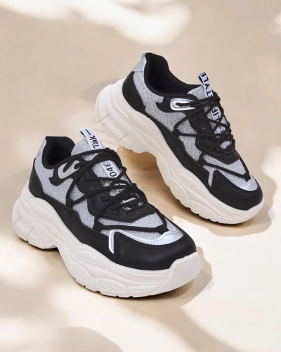 Royalfashion Damen Sneaker auf einer dickeren Sohle Teresii