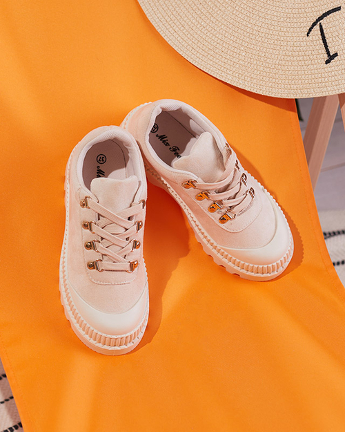 Бежеве жіноче спортивне взуття як кросівки Ohos - Взуття