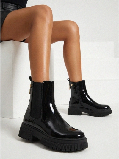 Lackierte Damenstiefeletten aus Öko-Leder Calebi