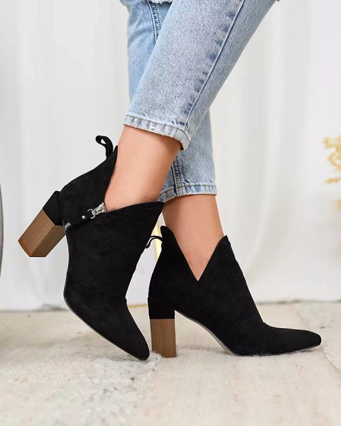 Royalfashion Schwarze Damenstiefel mit hohem Schaft Swerros