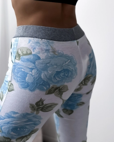 Weiße 3/4-Shorts für Damen mit blauen Blumen - Kleidung