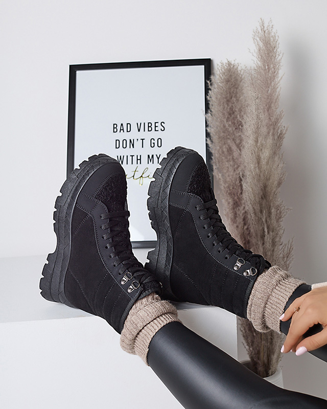 Isolierte Damen-Trapper-Stiefel in Schwarz Wosser- Footwear