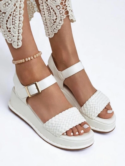 Royalfashion Damen Keilsandalen mit geflochtenem Riemen Fiolle