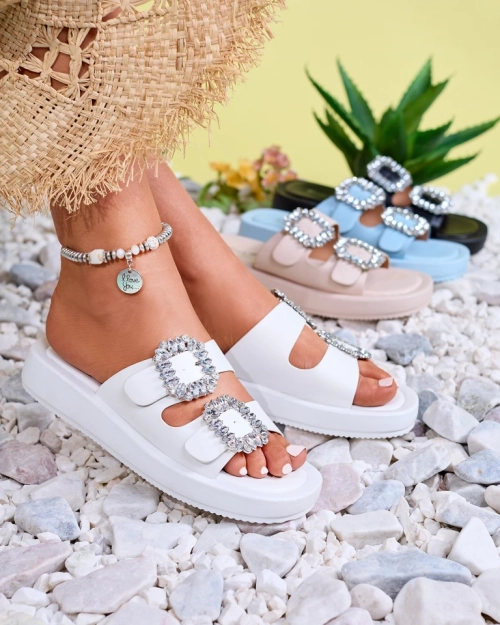 Білі жіночі шльопанці зі стразами Azazel