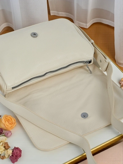 Royalfashion Kleine Damenhandtasche aus Öko-Leder Kovu Fasi