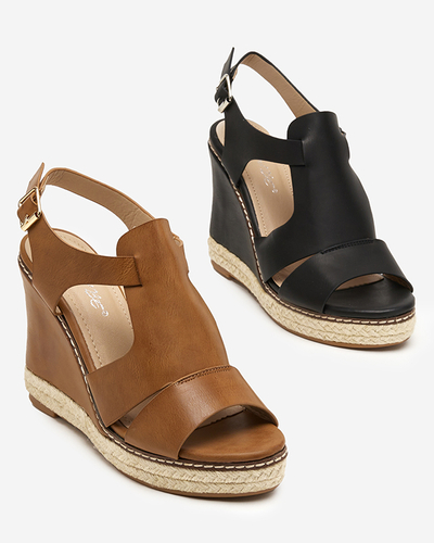 OUTLET Hellbraune Damensandalen auf hohem Keilabsatz Clack - Schuhe