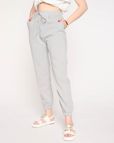 Graue, luftige, dünne Damenhose - Kleidung