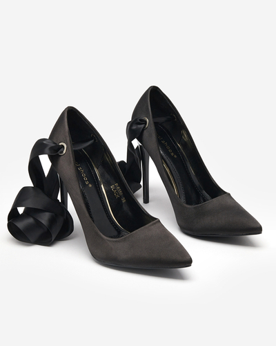 Schwarze Damenpumps mit Detis-Bindung - Schuhe