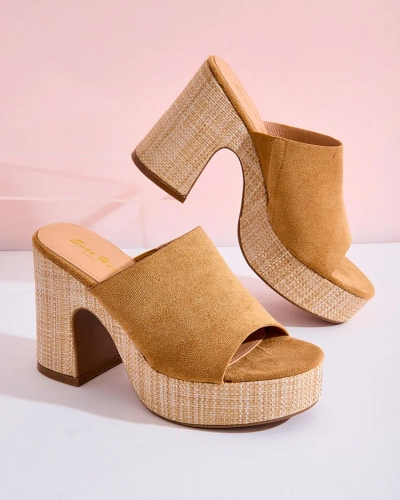 Royalfashion Жіночі шльопанці Voxon на підборах