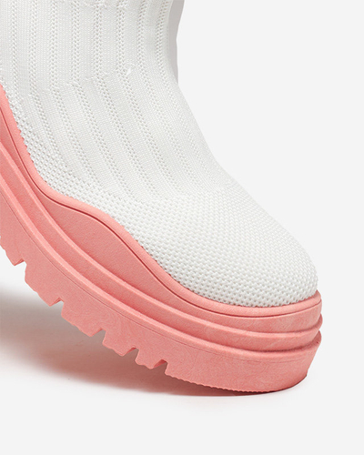Damenstiefel auf einer dickeren Sohle in Weiß und Pink von Korlic-Shoes