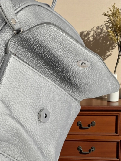 Damenrucksack Selene Silver aus Öko-Leder Królewska Moda, 25x25 cm