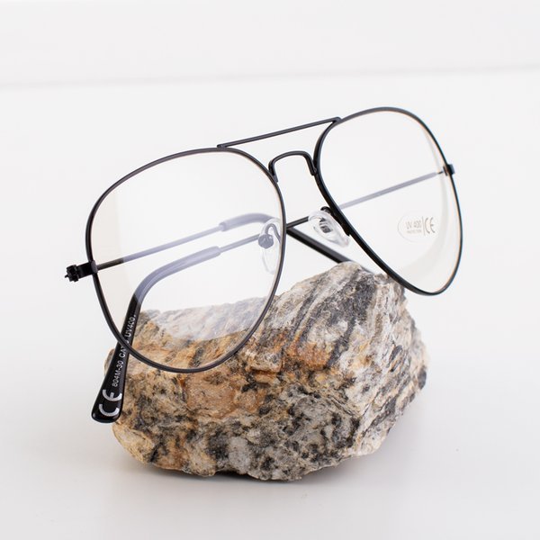 Transparente Sonnenbrille mit schwarzem Rahmen - Brille