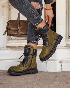 темно-зелений