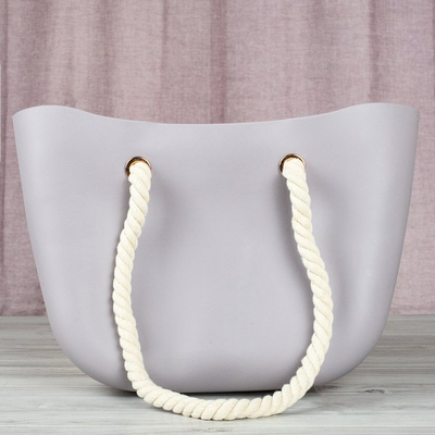 Grau - lila Gummitasche mit Griffen - Handtaschen 1