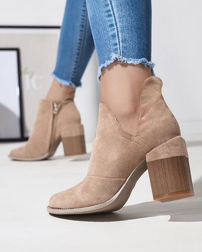 Hellbraune Damenstiefel mit Cutouts Encura- Footwear