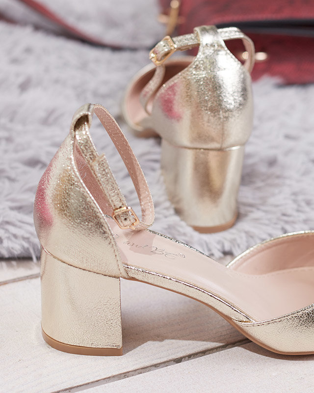 Damensandalen auf niedrigem Pfosten in goldener Farbe Nerola - Schuhe