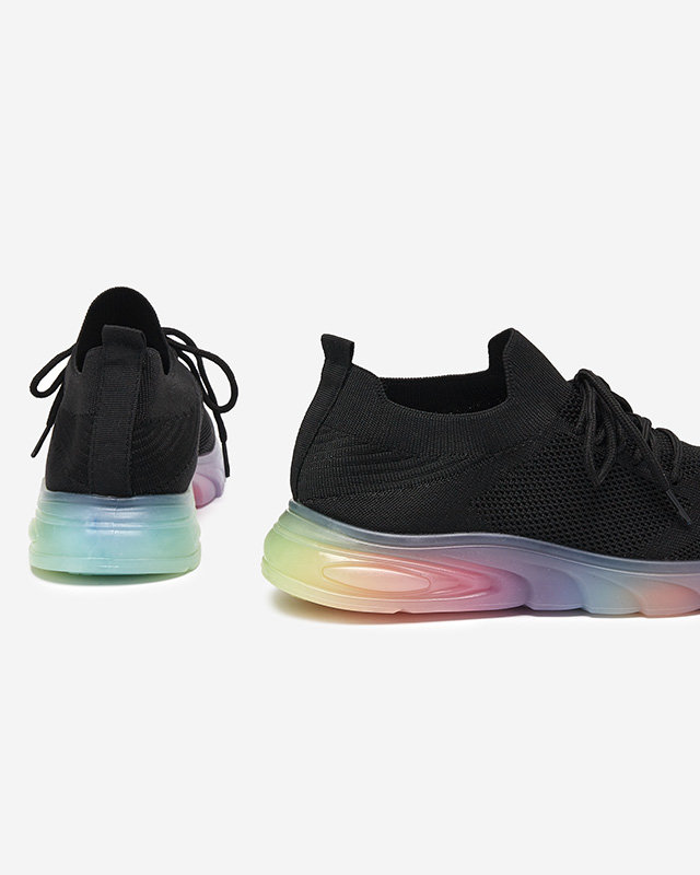 Schwarzer Damen-Sportschuh mit Afin-farbiger Sohle- Schuhe