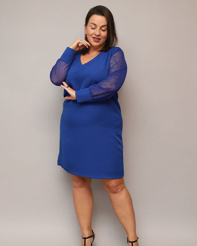 Glänzendes knielanges Kleid in Grün PLUS SIZE- Kleidung