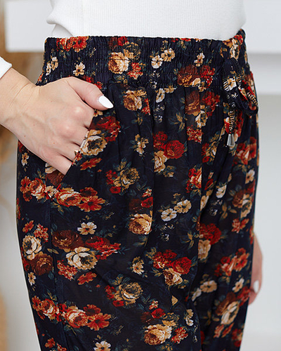 Schwarz-rot gemusterte Damenhose - Kleidung