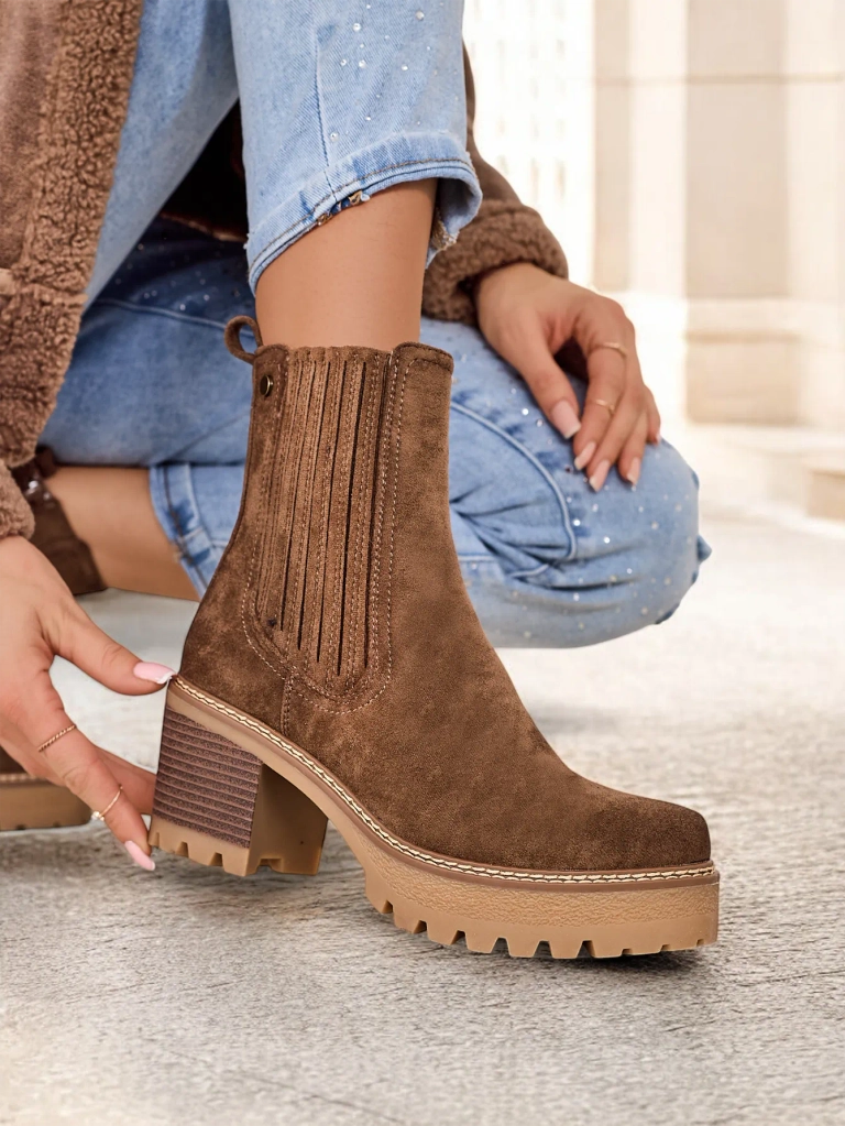 Royalfashion Eco-Wildleder Damen Stiefeletten auf einem Pfeiler Segiag