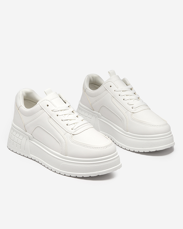 Damen-Sportschuhe aus weißem Kunstleder auf Cerecha-Plattform - Schuhe