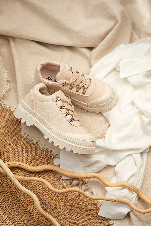 Бежеве жіноче спортивне взуття як кросівки Ohos - Взуття