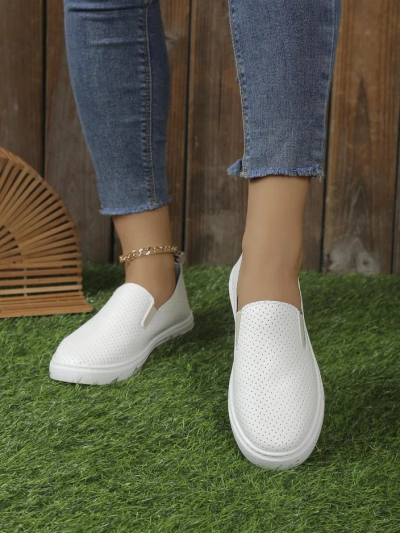 Royalfashion Damen Cutout Slip-On Schuhe Eppes